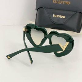 Picture of Valentino Sunglasses _SKUfw52079367fw